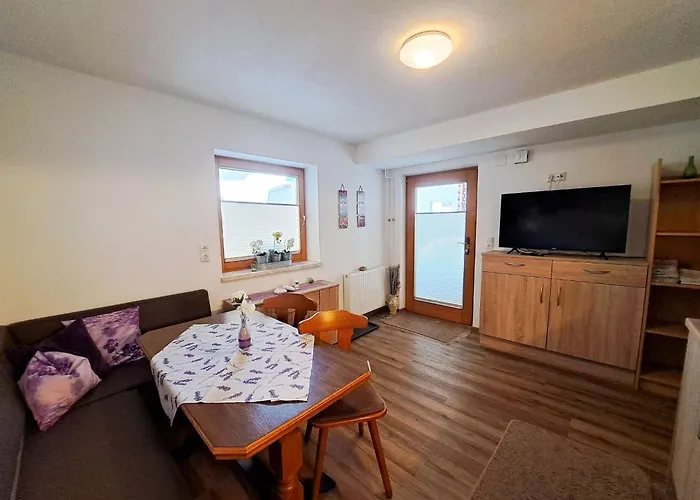 アパート Alpina By Interhome フィンケンベルク