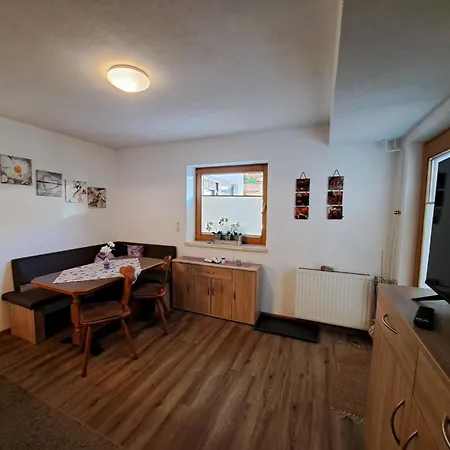 Alpina By Interhome Apartamento Finkenberg